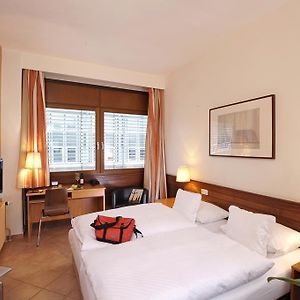 Kamer met een King Size Bed